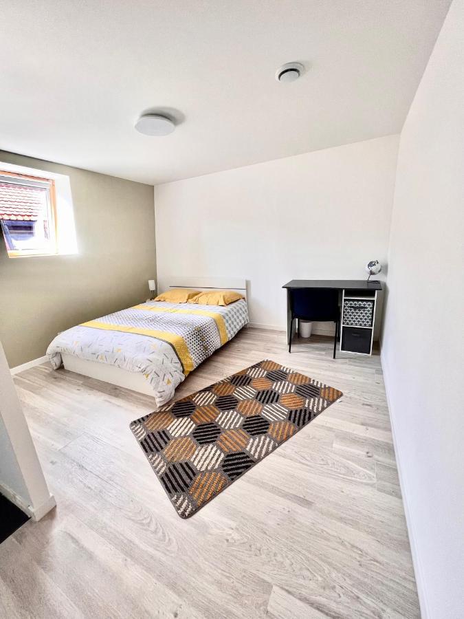 Agreable Maison De Ville Cosy De 122M² + Exterieur Wattrelos Экстерьер фото